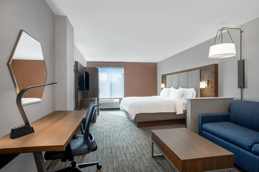 Holiday Inn Express Hotel & Suites Clinton by IHG hotel detail image 6