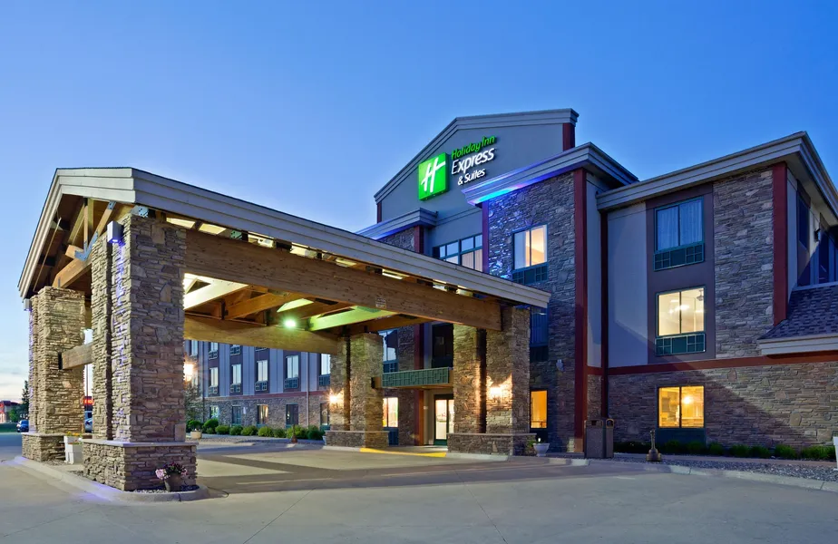 Holiday Inn Express Hotel & Suites Brainerd-Baxter by IHG hotel detail image 2