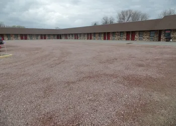 Dakota Country Inn & Suites hotel thumbnail 2