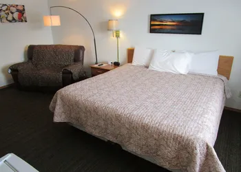Dakota Country Inn & Suites hotel thumbnail 7