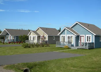 Villegiature Deux Rivieres Resort hotel thumbnail 5
