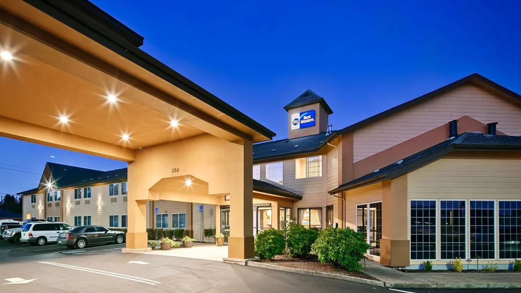 Best Western Dallas Inn & Suites hotel detail image 2
