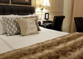 Amherst Inn - Virginia hotel thumbnail 2