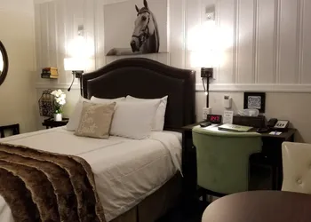 Amherst Inn - Virginia hotel thumbnail 5
