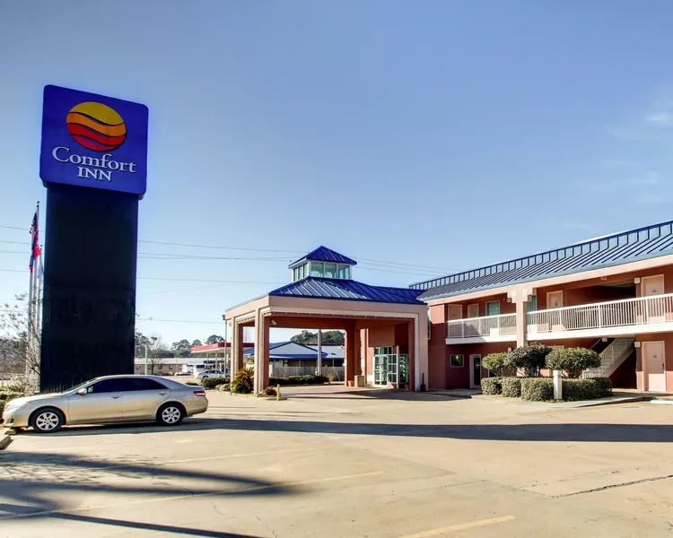 Quality Inn Brookhaven hotel detail image 2
