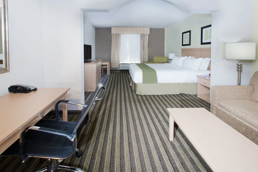 Holiday Inn Express Hotel & Suites Alvarado by IHG hotel detail image 6