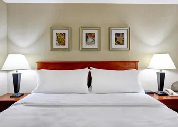 Holiday Inn Guelph Hotel & Conference Centre hotel thumbnail 3