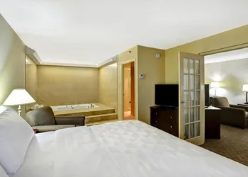 Holiday Inn Guelph Hotel & Conference Centre hotel thumbnail 6