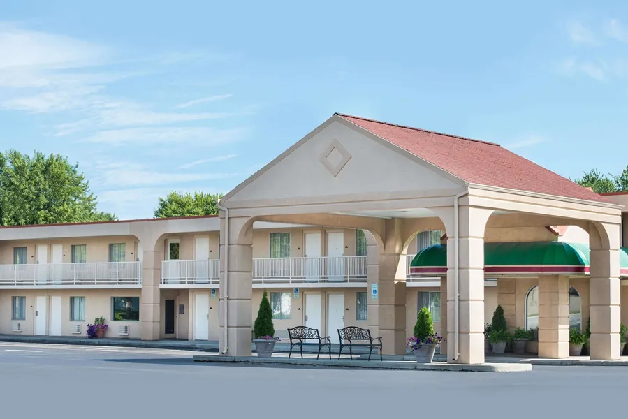Baymont by Wyndham Sandusky hotel detail image 2