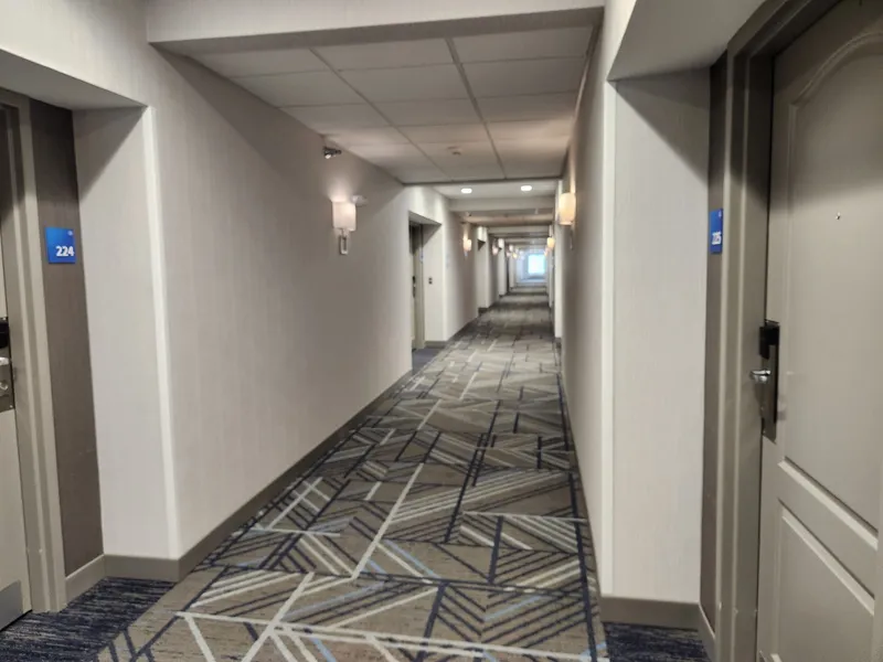 Holiday Inn Express Hotel & Suites Crawfordsville by IHG hotel detail image 6