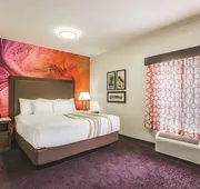 La Quinta Inn & Suites by Wyndham Chambersburg hotel detail image 5