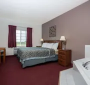 Days Inn by Wyndham Fargo/Casselton Waterpark hotel detail image 3