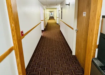 Forest City Inn hotel thumbnail 2