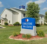 Cobblestone Inn & Suites - Clintonville hotel detail image 4