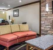 Comfort Inn & Suites Cedar Rapids North - Collins Road hotel detail image 7