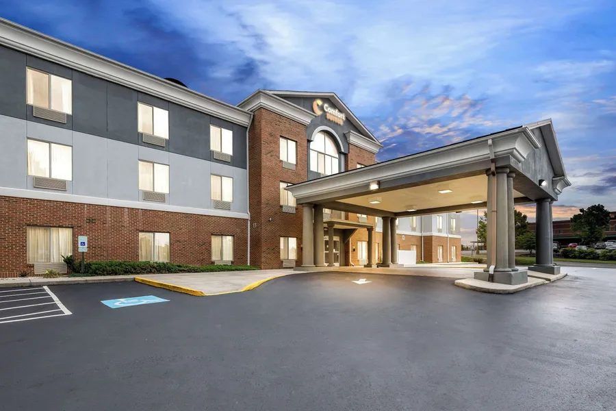 Comfort Suites Abingdon I-81 hotel detail image 2