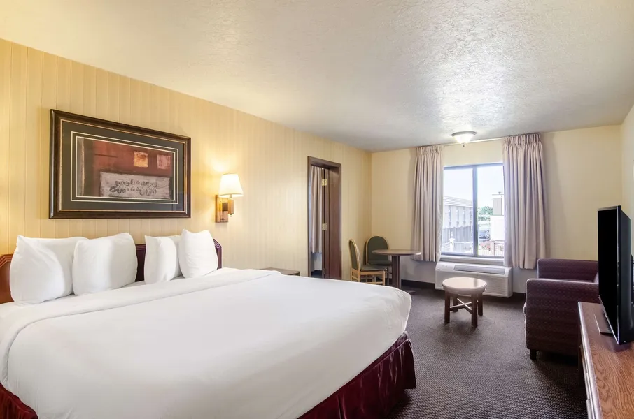 Americas Best Value Inn & Suites Ft. Collins E at I-25 hotel detail image 6