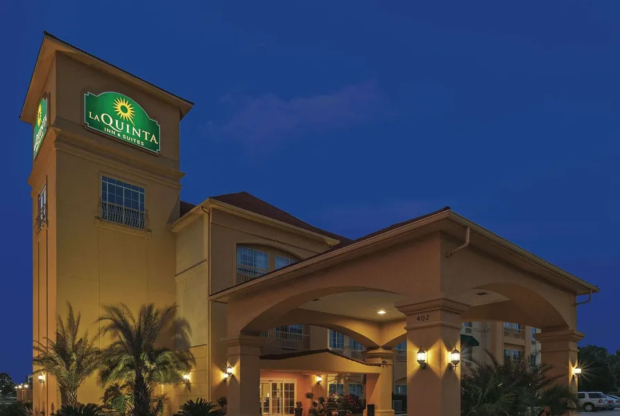 La Quinta Inn & Suites by Wyndham Livingston hotel detail image 2