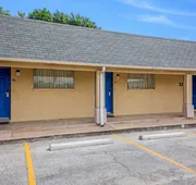 Americas Best Value Inn Giddings hotel detail image 3