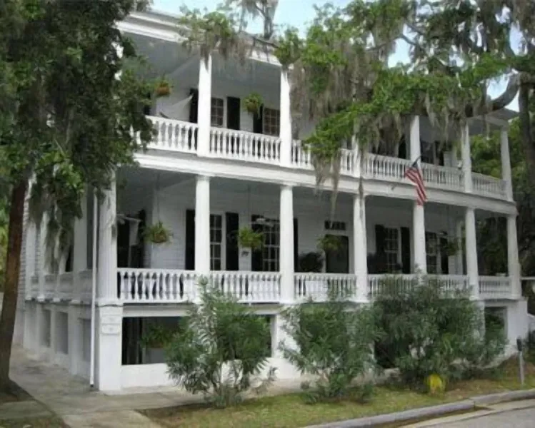 Rhett House Inn hotel detail image 2