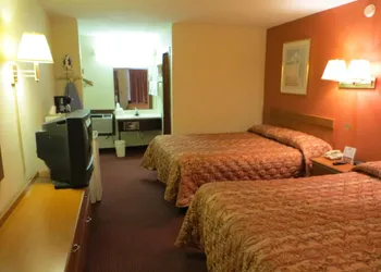 Rodeway Inn hotel thumbnail 8