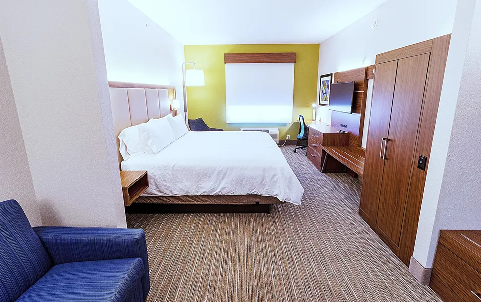 Holiday Inn Express Hotel & Suites Crestview by IHG hotel detail image 6