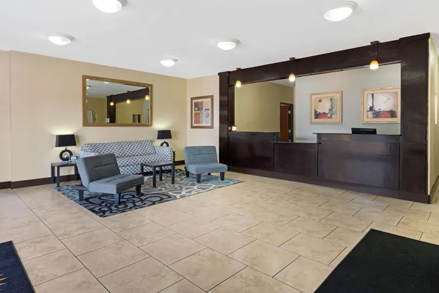 La Quinta Inn & Suites by Wyndham Morgan City hotel detail image 6