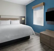 Holiday Inn Express & Suites Leesburg - Historic District by IHG hotel detail image 5