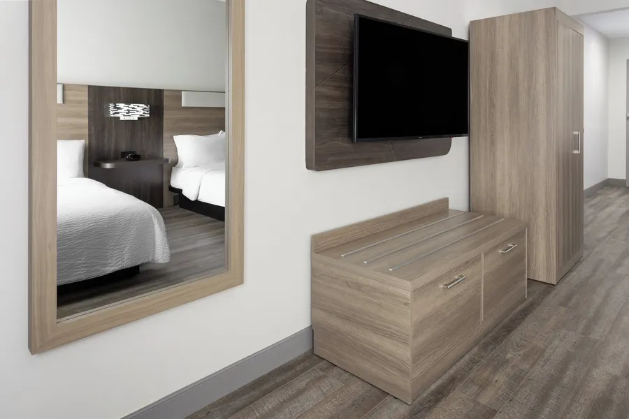 Holiday Inn Express & Suites Leesburg - Historic District by IHG hotel detail image 6