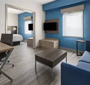 Holiday Inn Express & Suites Leesburg - Historic District by IHG hotel detail image 7