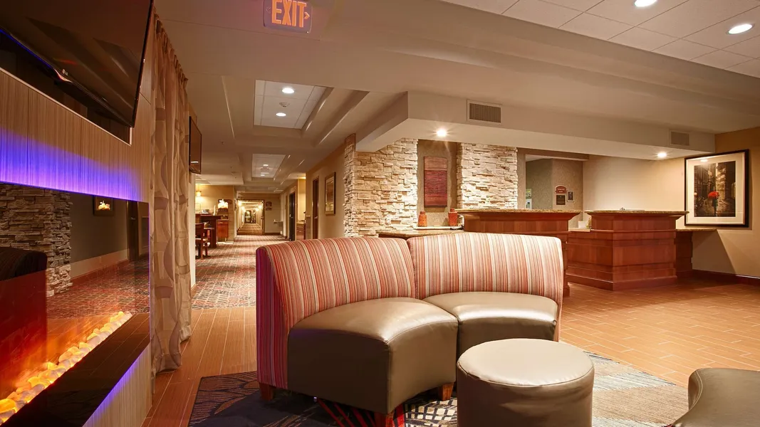 Best Western Plus Willmar hotel detail image 2