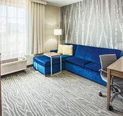 La Quinta Inn & Suites by Wyndham Duluth hotel detail image 7