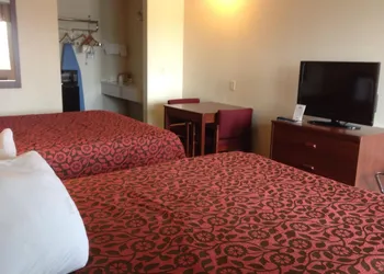 Days Inn by Wyndham Andover hotel thumbnail 5