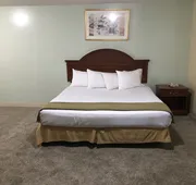 AmeriVu Inn & Suites hotel detail image 7
