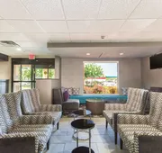 La Quinta Inn & Suites by Wyndham Jackson Airport/Pearl hotel detail image 3