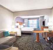 La Quinta Inn & Suites by Wyndham Jackson Airport/Pearl hotel detail image 7