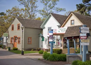 Colonial Inn hotel thumbnail 4