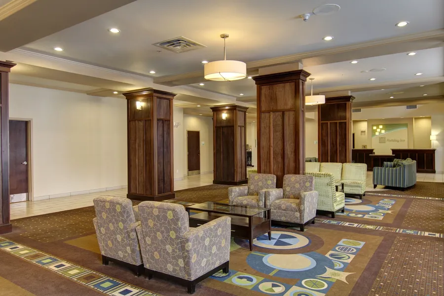 Holiday Inn Hotel & Suites Kamloops by IHG hotel detail image 6