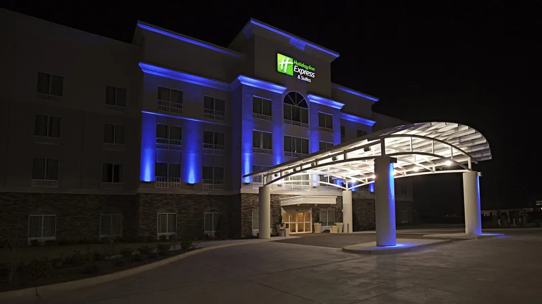 Holiday Inn Express Hotel & Suites Bossier City - Louisiana by IHG hotel detail image 2