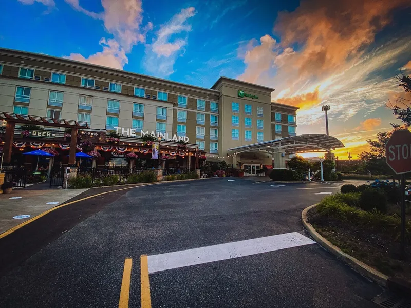 Holiday Inn Manahawkin/Long Beach Island by IHG hotel detail image 2