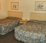 California Suites Motel hotel detail image 5