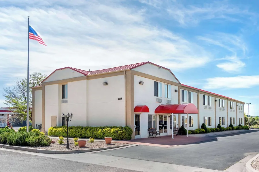 Econo Lodge Colorado Springs near Airport hotel detail image 2
