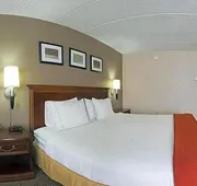 Holiday Inn Express Seaford-Route 13 hotel detail image 5
