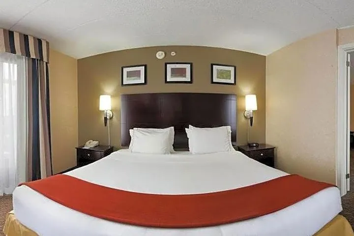 Holiday Inn Express Seaford-Route 13 hotel detail image 6