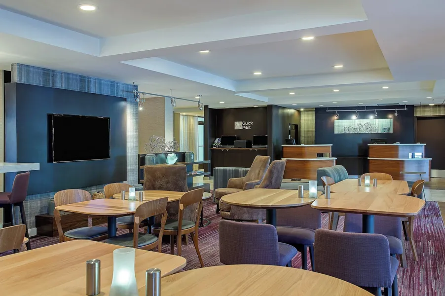 Courtyard by Marriott Knoxville Cedar Bluff hotel detail image 2