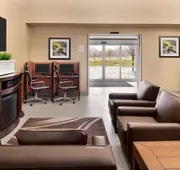 Hawthorn Extended Stay by Wyndham Milwaukee Airport hotel detail image 3