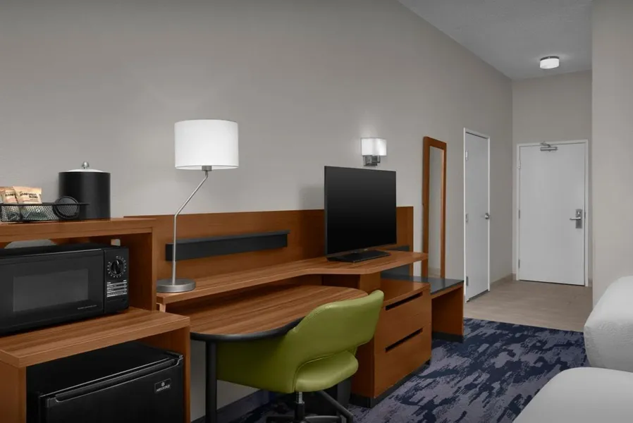 Fairfield Inn & Suites by Marriott - Emporia hotel detail image 2