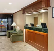 La Quinta Inn & Suites by Wyndham Stevens Point hotel detail image 4