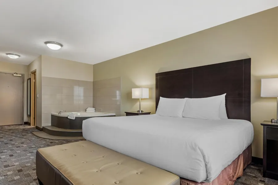 Best Western Plus Red Deer Inn & Suites hotel detail image 6