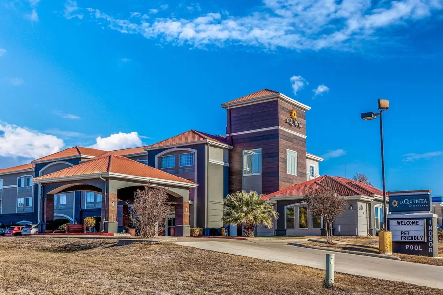 La Quinta Inn & Suites by Wyndham Kerrville hotel detail image 6